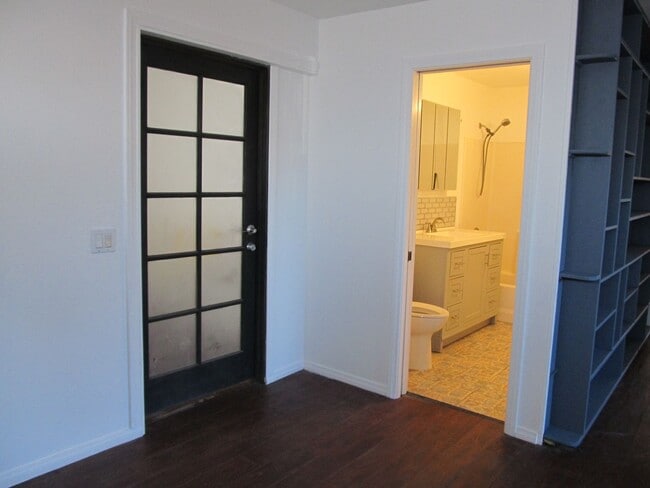 Photo - 1 bedroom with special amenities