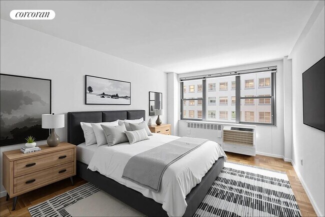 Photo - 209 E 56th St