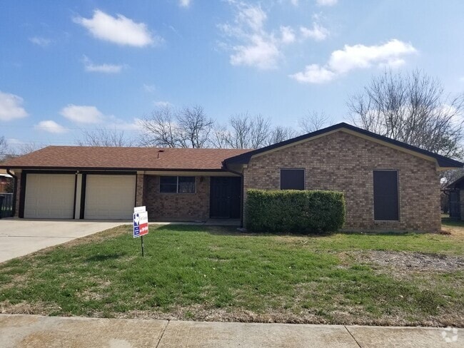 Building Photo - 1710 Kangaroo Ave Rental
