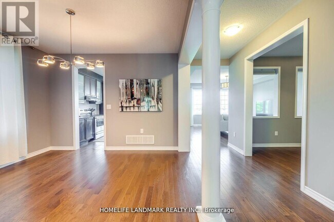 Photo - 186 Degraaf Cres