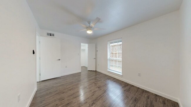 Junius Place Apartments