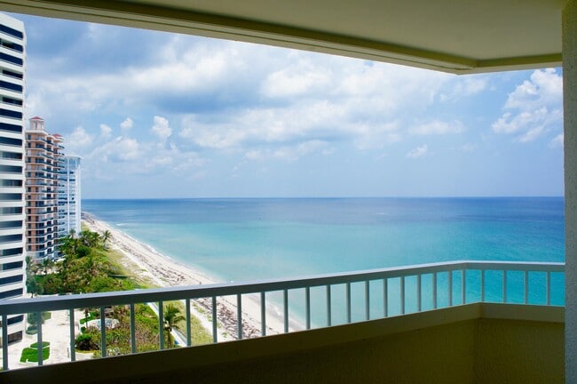 Photo - 5070 N Ocean Dr Unit 10b