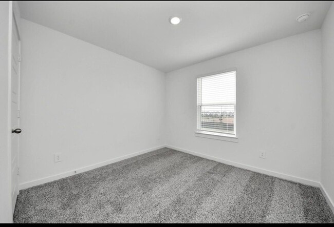 Building Photo - 10310 Penryn Frst Trl