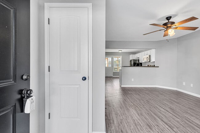 Photo - 129 Cornerstone Dr