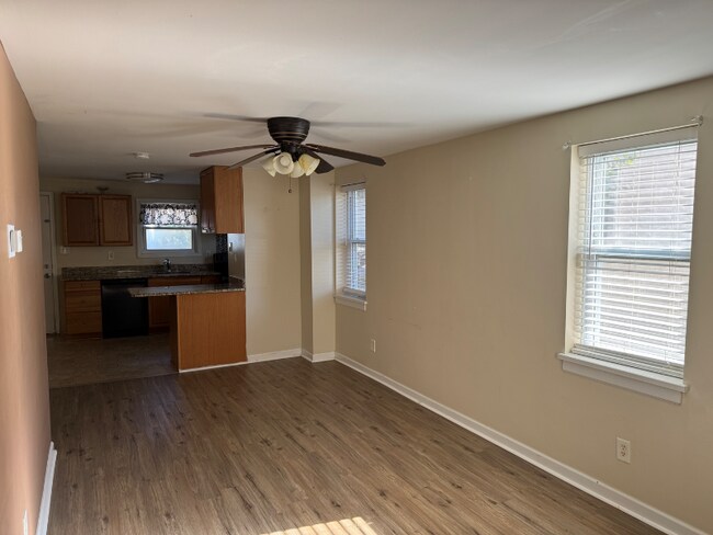 Photo - 8 Walnut Ave