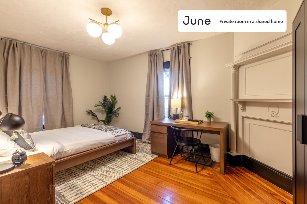 Private bedroom in 5 bed/2 bath Home - Private bedroom in 5 bed/2 bath Home