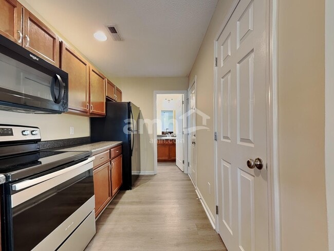 Photo - 1220 Swan Pond Ln