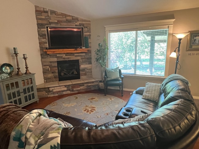 Photo - 2281 N 1420 W