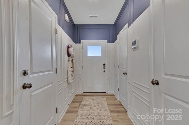 Photo - 747 Lock Haven Dr NW