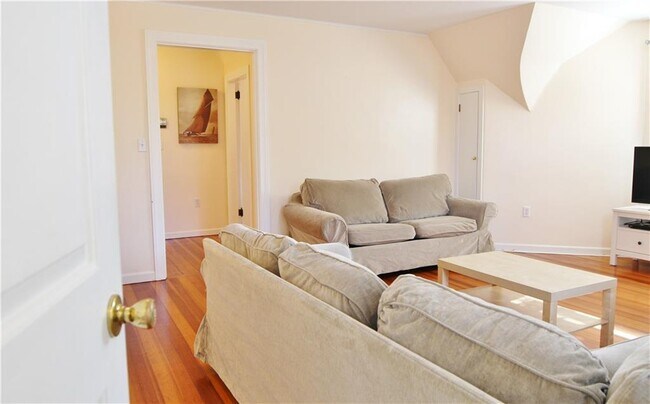 Photo - 23 Smith Ave Unit 3