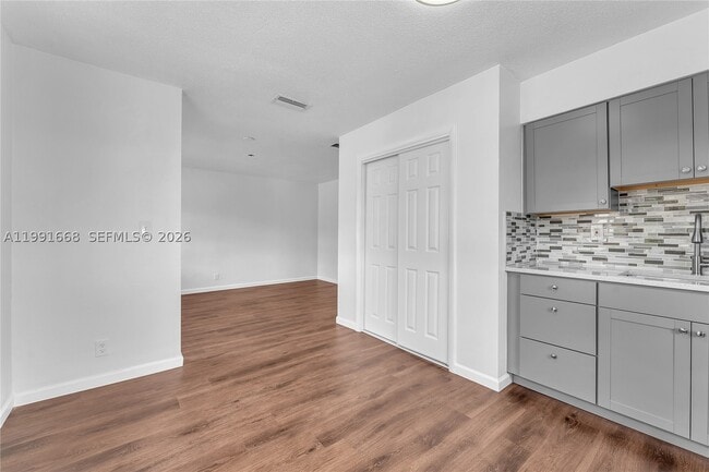 Photo - 3750 SW 59th Terrace Unit 3