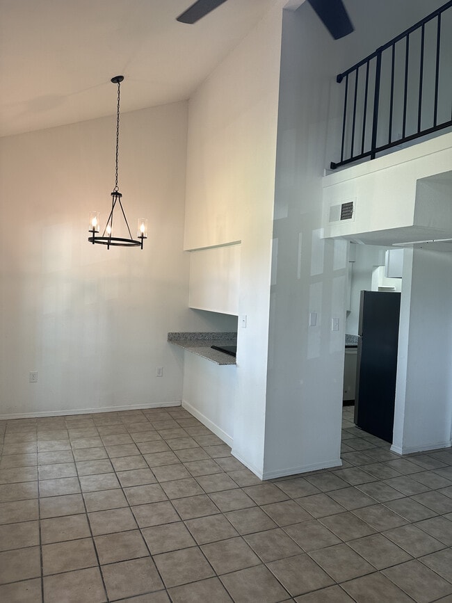 Building Photo - 1300 Louise St