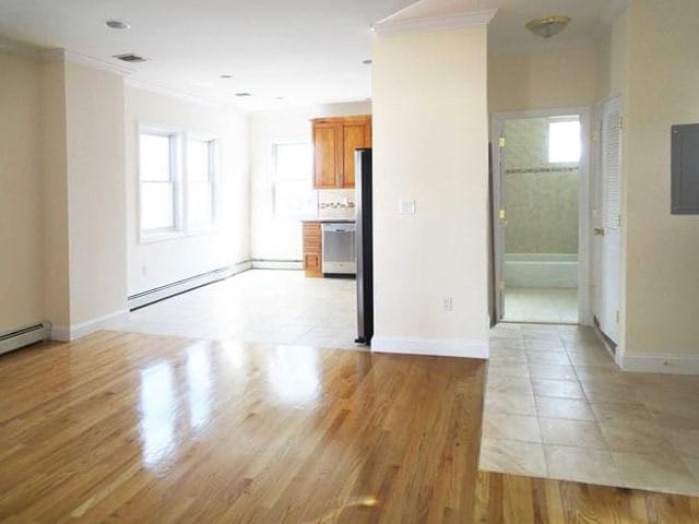 Photo - 1576 Anderson Ave