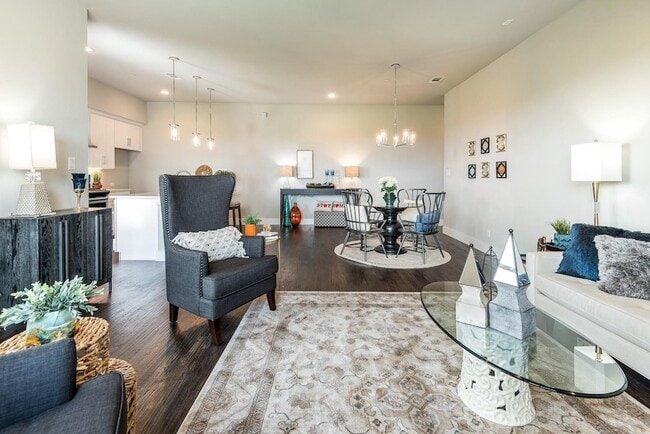 Photo - 770 N Plano Rd Unit 303