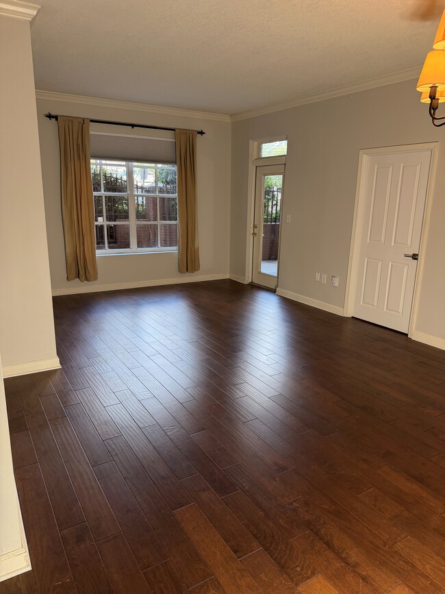 Photo - 1101 Juniper St NE Unidad 93