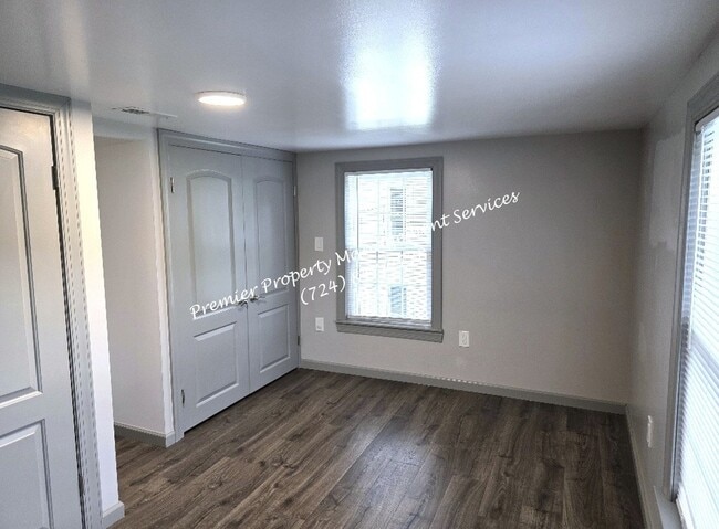 Photo - 1119 Riverside Dr Unit 2