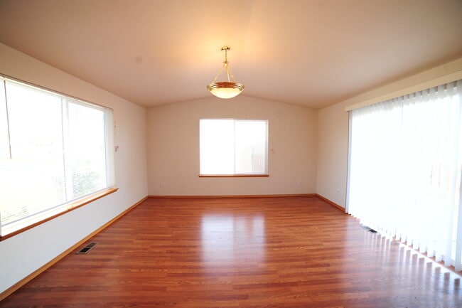 Photo - Sweet South Richland Home with Large Yard