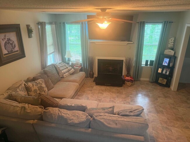 Photo - 1112 Cotten Farm Dr