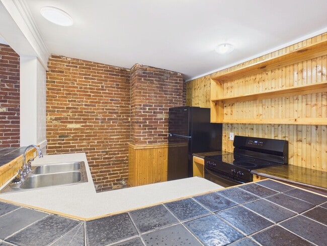 Photo - 262 North St Unit Apt 3