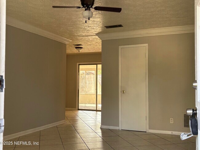 Photo - 7430 Jade Dr N