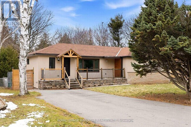 Photo - 208 Glen Oak Dr