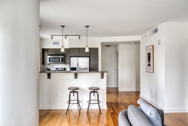 Photo - 10349 NE 10th St Unit FL6-ID3657A