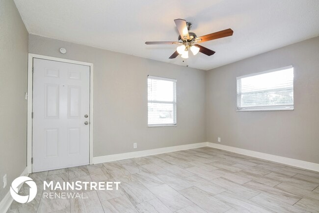 Building Photo - 4805 S 88th St Rental
