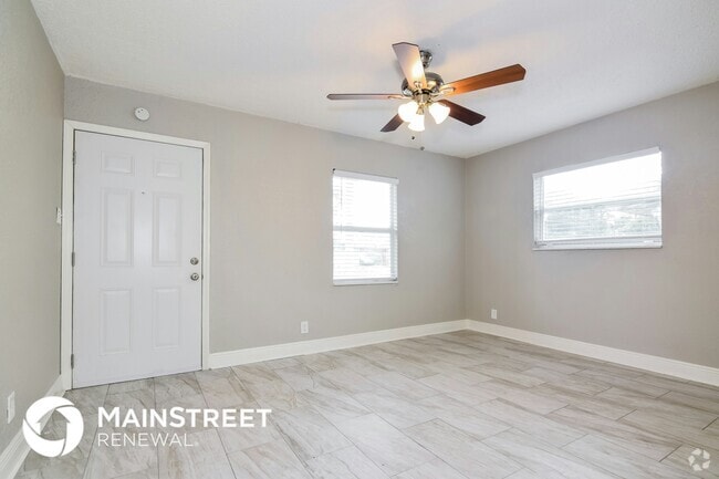 Building Photo - 4805 S 88th St Rental