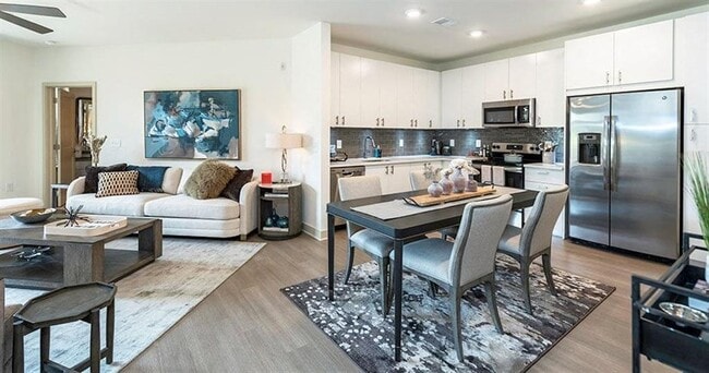 Photo - 2000 West Creek Apartments