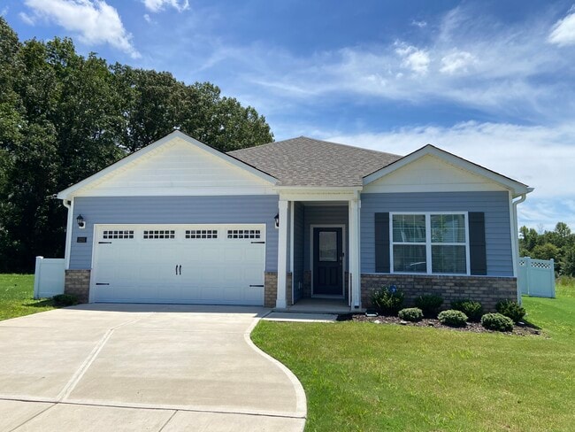 Building Photo - 1251 Middlecrest Dr