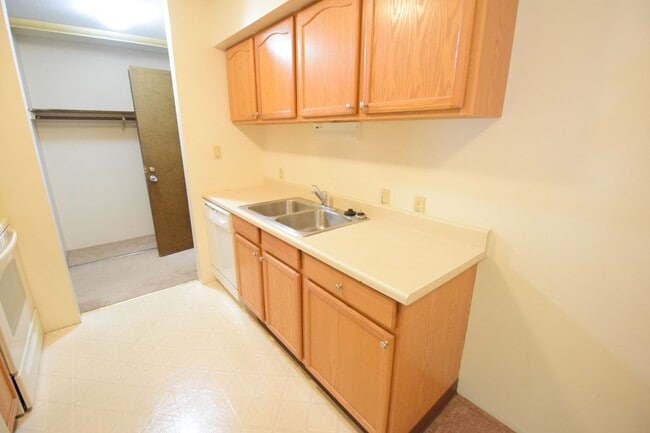 Photo - Southwood Flats