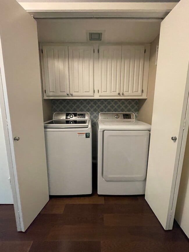 Photo - 3314 Douglas Ave Unit 3314 Douglas Ave #205