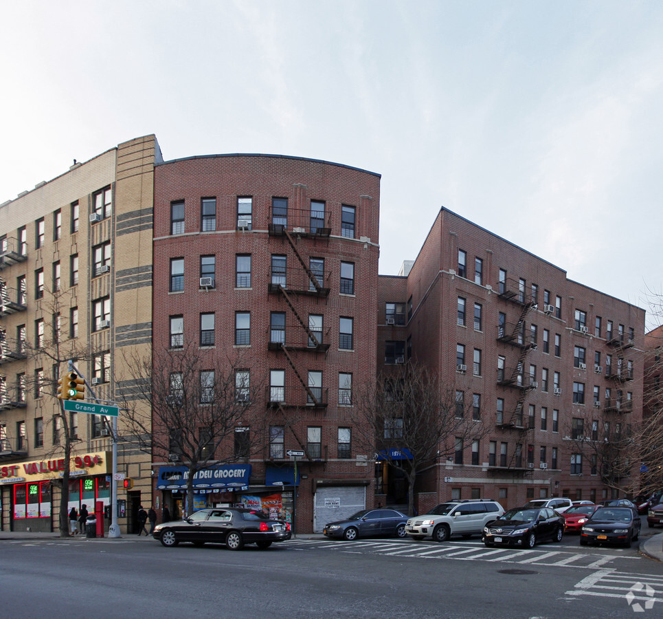 Photo - Target V Apartments