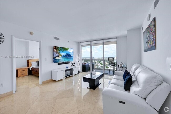 Building Photo - 1850 S Ocean Dr Unit 3207 Rental