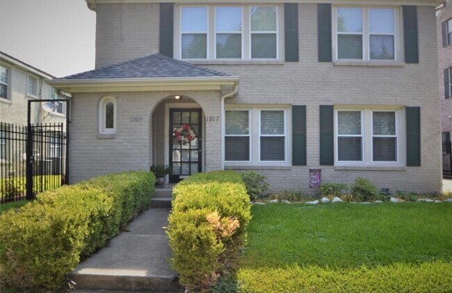 Photo - 1507 McDuffie St