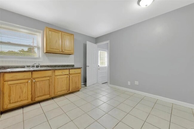 Photo - 11836 Criterion Ave