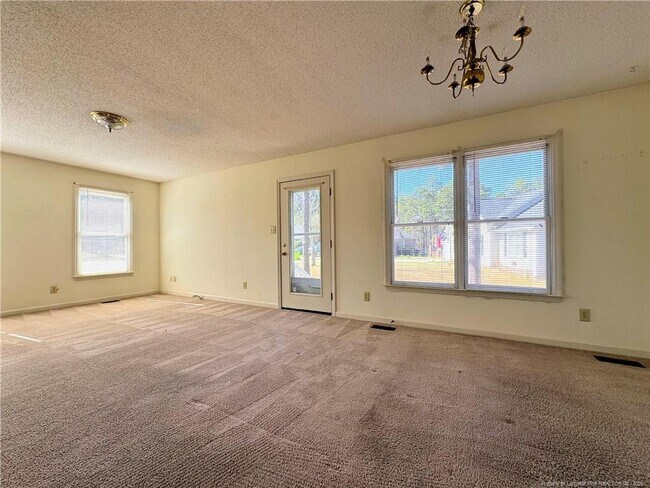 Photo - 3324 Donnett Ln