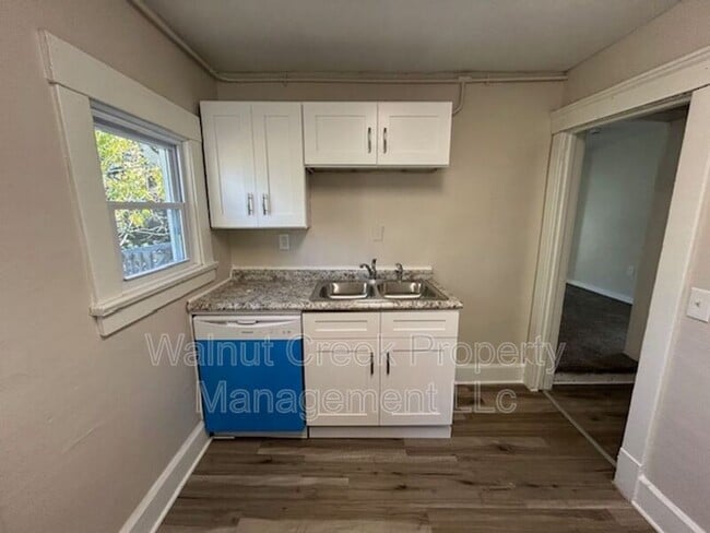 Photo - 362 Furnace St Unit 362 1/2