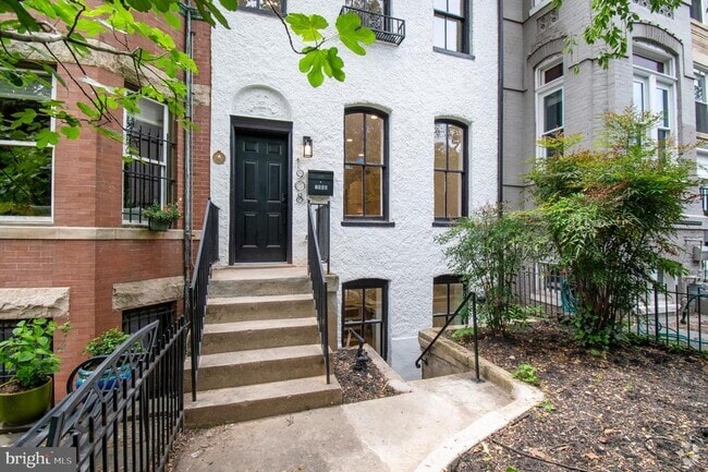 Building Photo - 1908 16th St NW Rental