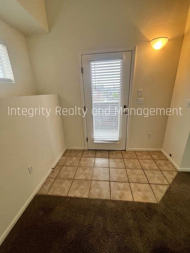 Photo - 18681 E Water Dr