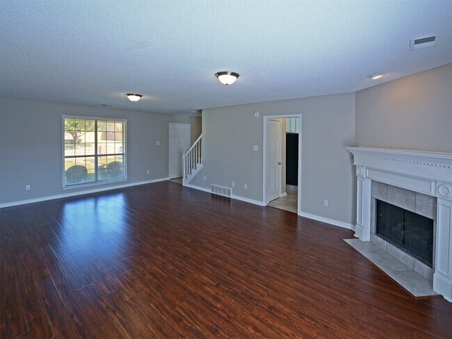 Photo - 5 Bed, 3.5 bath over 3300 square feet with 2 master suites near Hacks Cross and 385