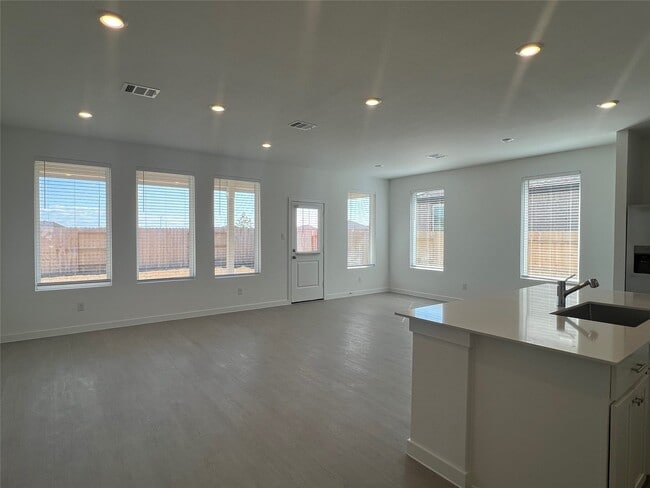 Photo - 10615 Summers Wy