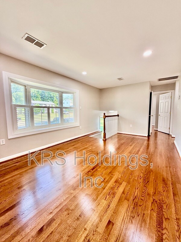 Photo - 3931 Forestdale Ave