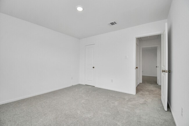 Photo - 1507 Windrose Bnd