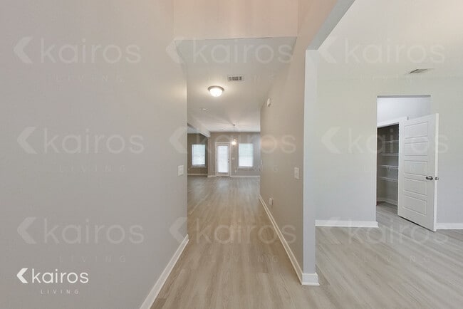 Photo - 11647 Woodland Lake Rd