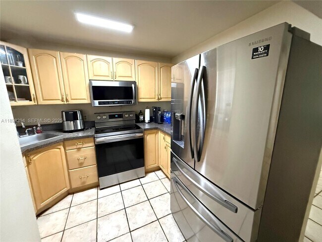 Photo - 10850 W Flagler St Unidad D212