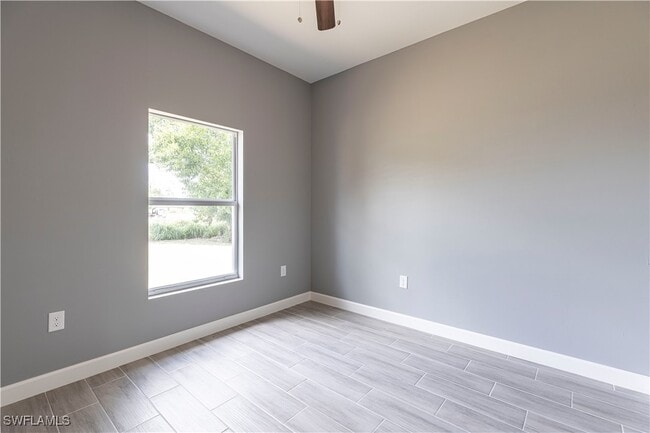 Building Photo - 4723 30th St SW