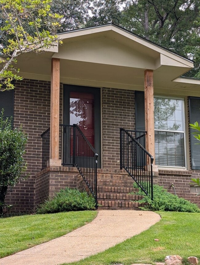 Building Photo - 308 Lancaster Ave Rental