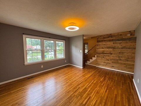 Photo - 114 Olin Dr