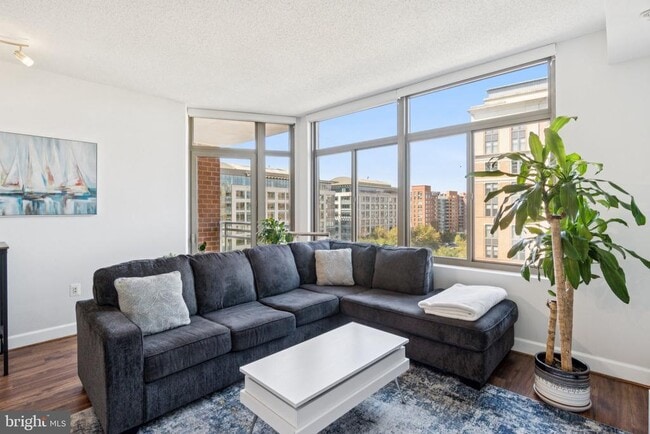 3650 S Glebe Rd Unit 846